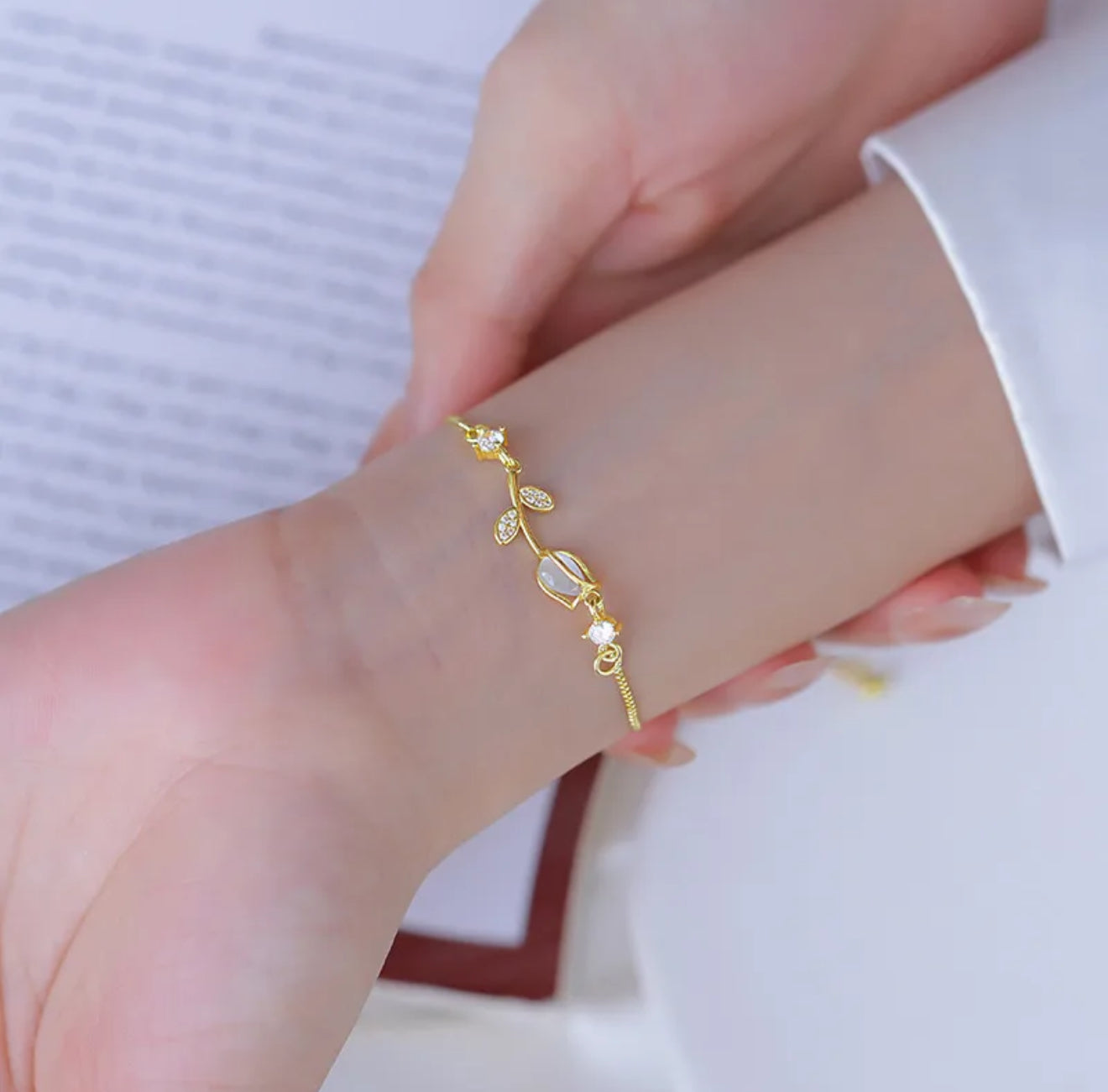 FLOWER BRACELET