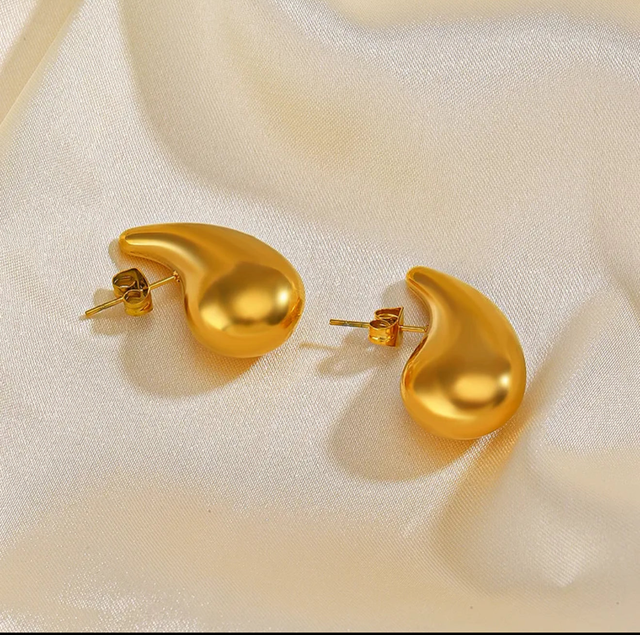 DROP EARRING
