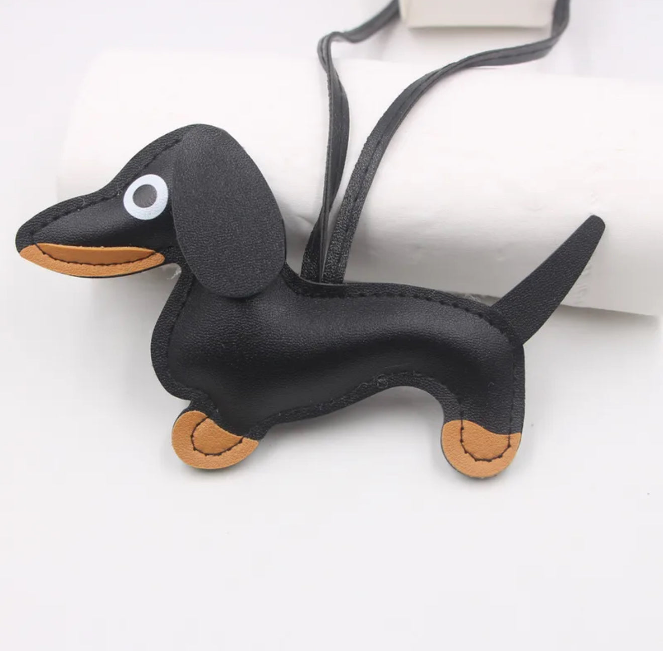 BAG CHARMS BLACK DOG