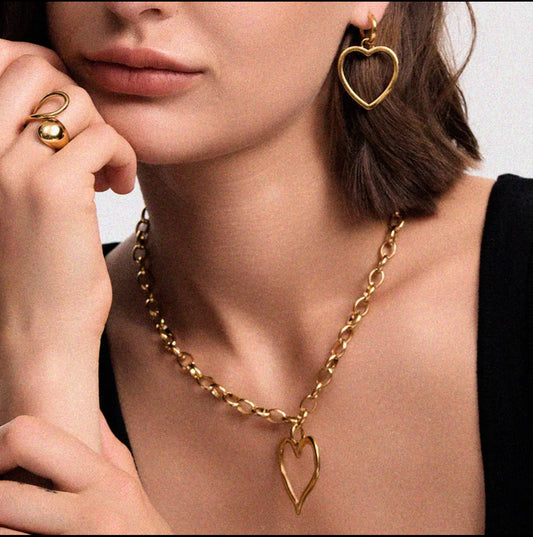 NECKLACE-COLLAR
